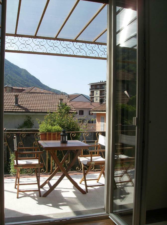 Casa Avezza Omegna Exterior foto